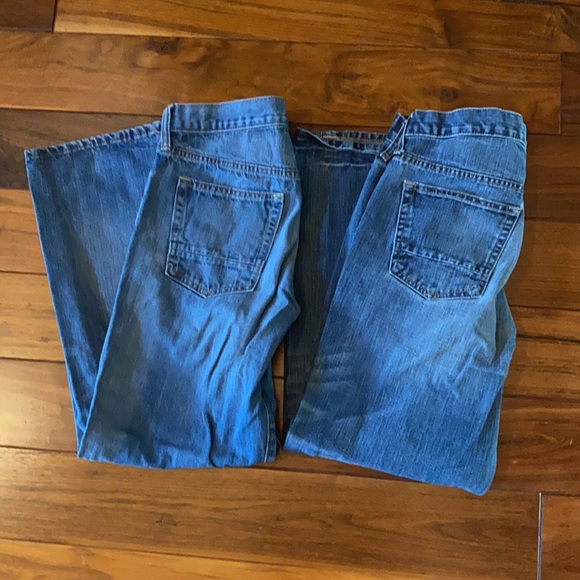 2 Men’s 33x30 Old Navy Loose Fit Distressed Jeans - Picture 2 of 3